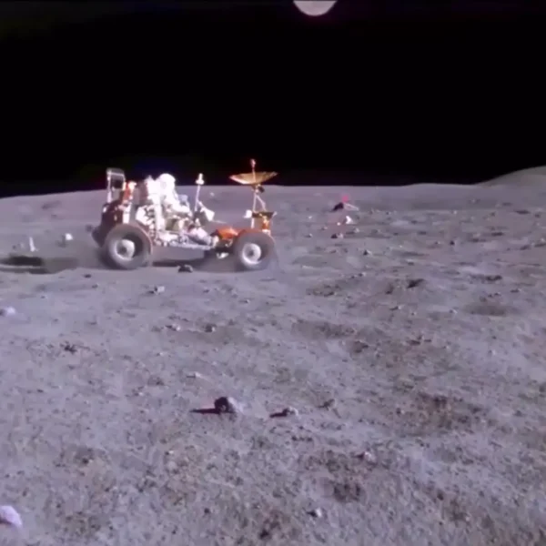un astronauta aterrizará en la Luna